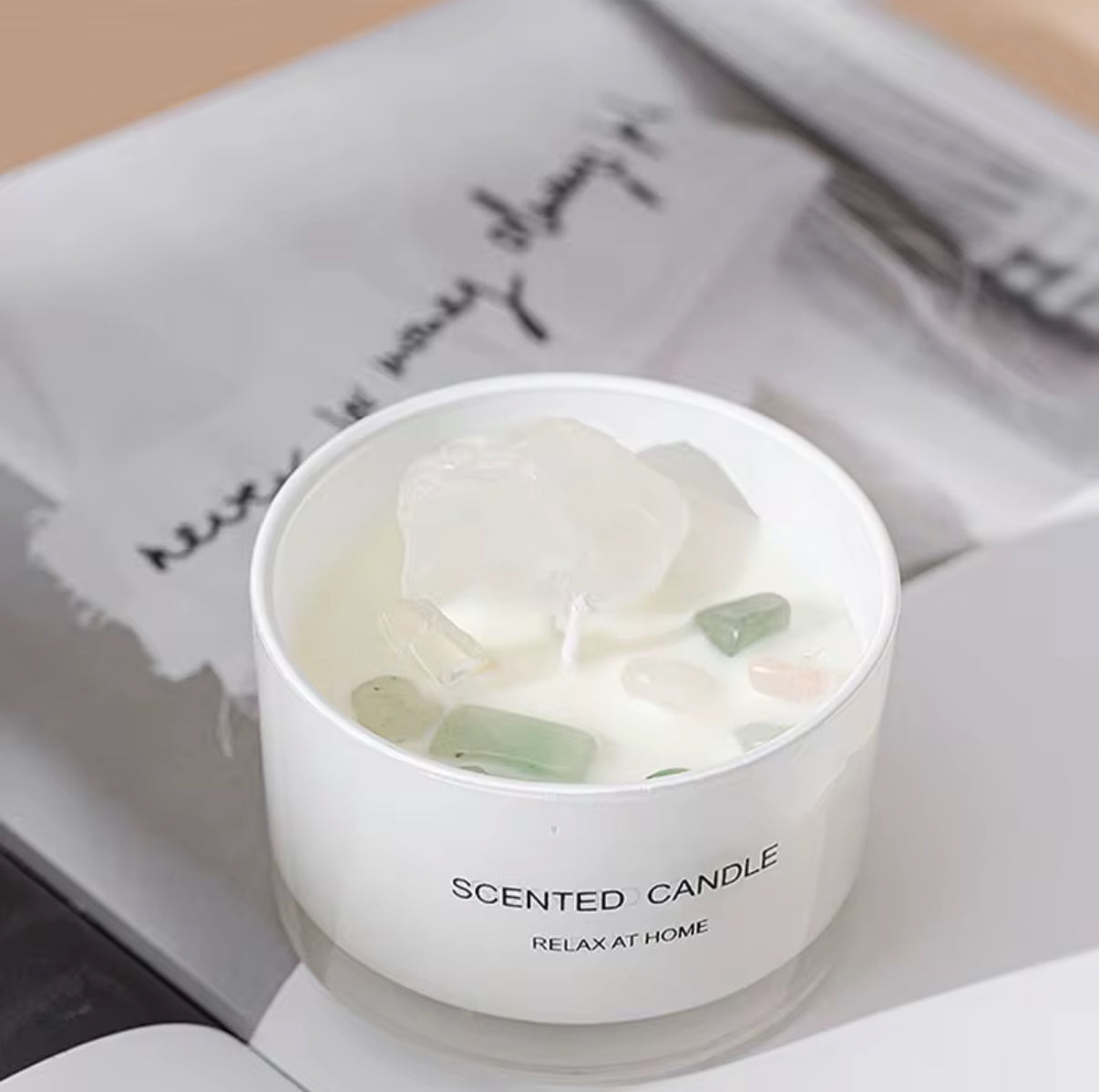 White Crystal & Green Fluorite Crystal-Infused Candle – Gardenia Scent